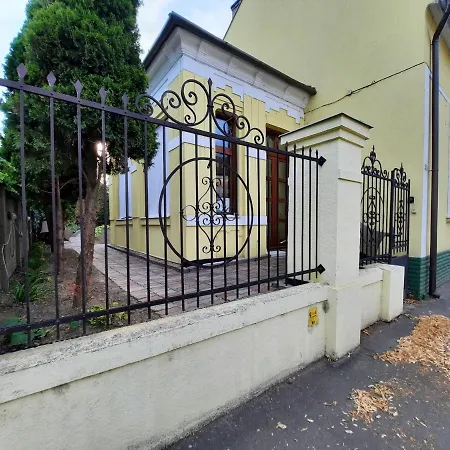 Gloria Апартаменты Дьюла